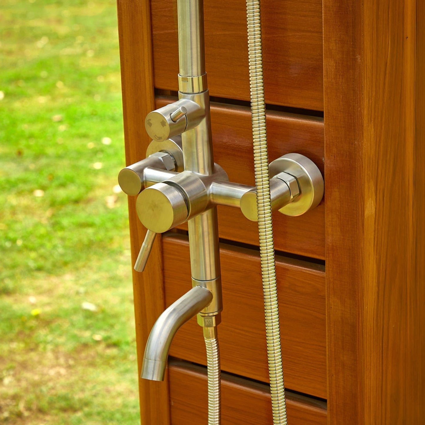 Handcrafted Western Red Cedar Sunlight Outdoor Shower - The Sauna World